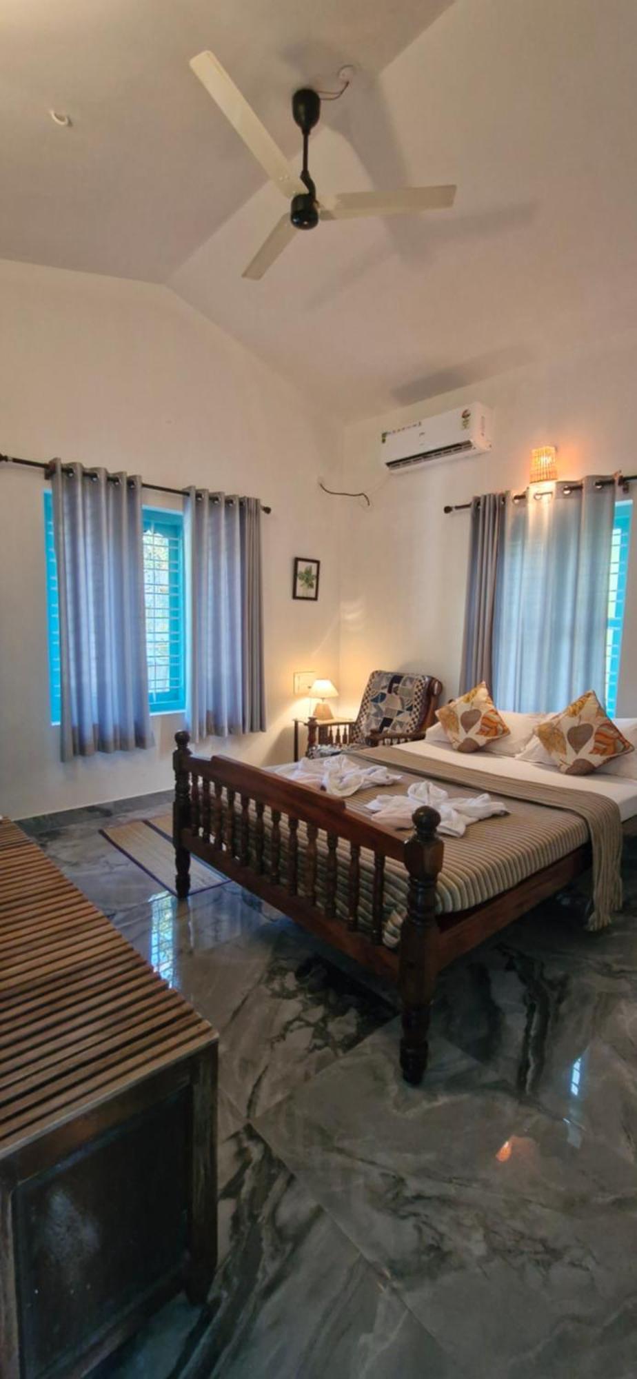 Blue Cove Villa Varkala Esterno foto